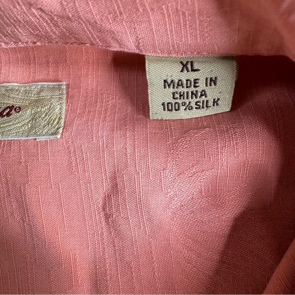 Tommy Bahama Men’s 100% Silk Classic Fit Button Front Shirt. Size XL - Picture 5 of 8